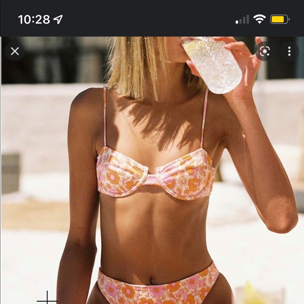 traingl bikini
